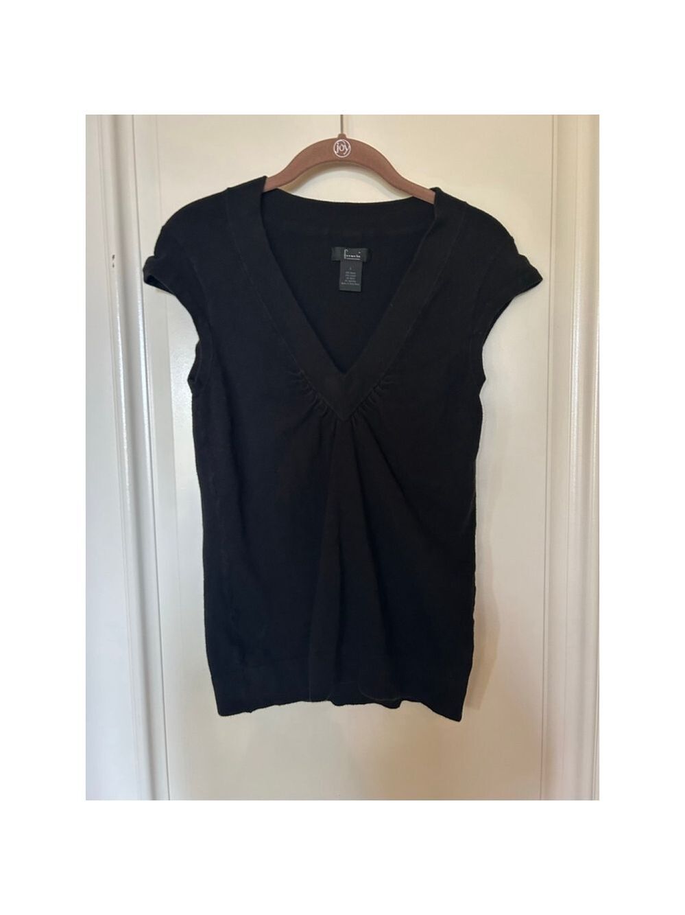 Women's Frenchi Black Short Sleeve V-Neck Tee L
